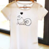 Tricou pictat manual cu Pisica Somnoroasa