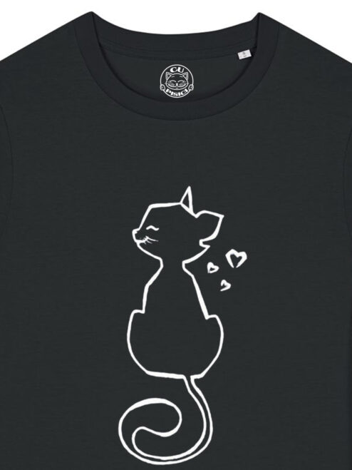 Tricou pictat manual cu pisica si inimioare